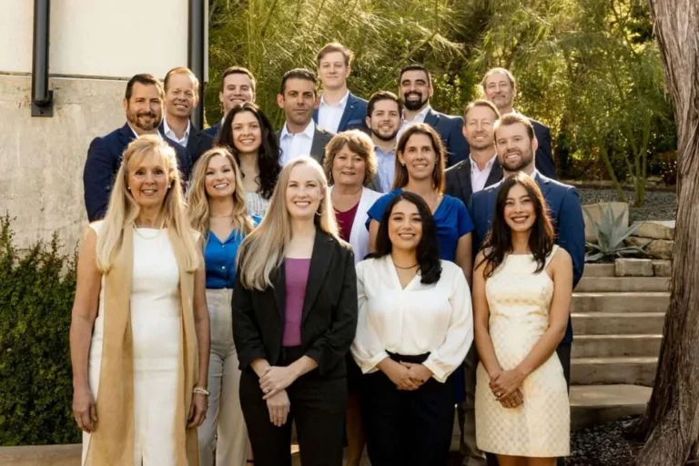 Team Pic 1 1024x683